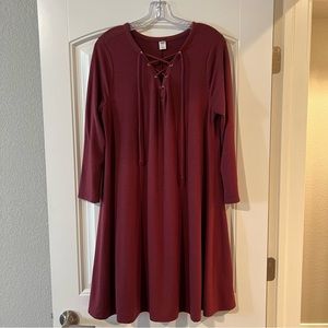 Burgundy 3/4 Sleeve Shift Dress